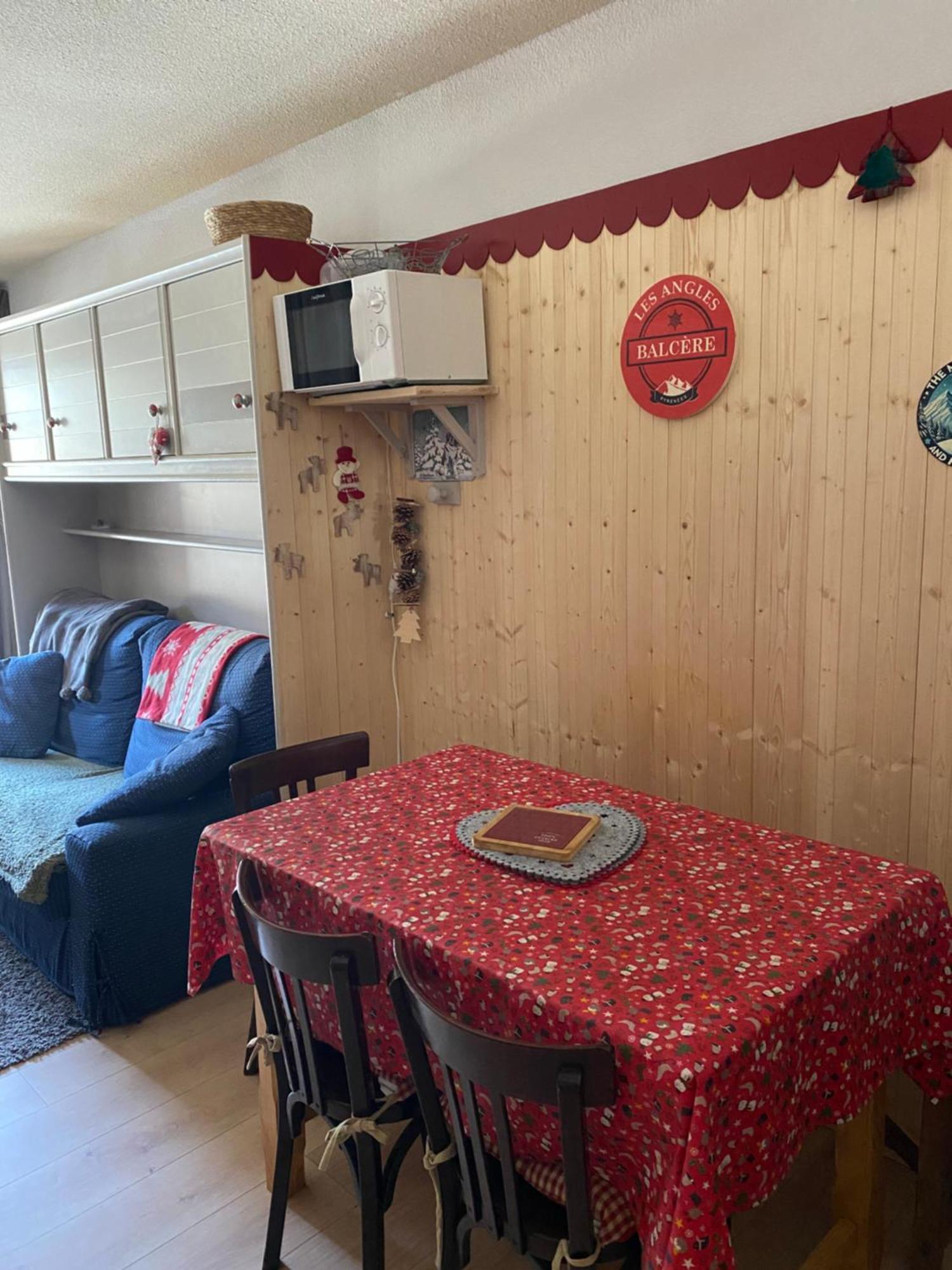 Avec Parking Prive Dans Petite Tres Calme Appartement
